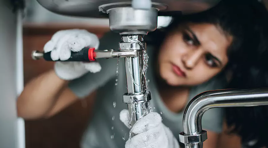 What to Do Immediately When a Pipe Bursts in Your Home